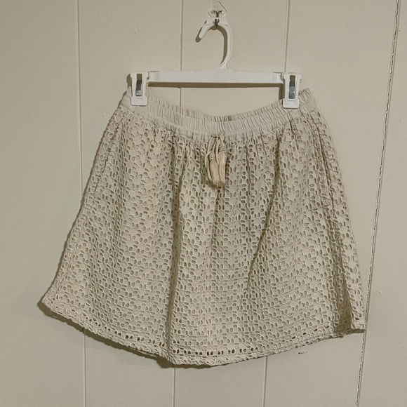 Lucky Brand Ivory White Eyelet Skirt Size - Small - Picture 4 of 8